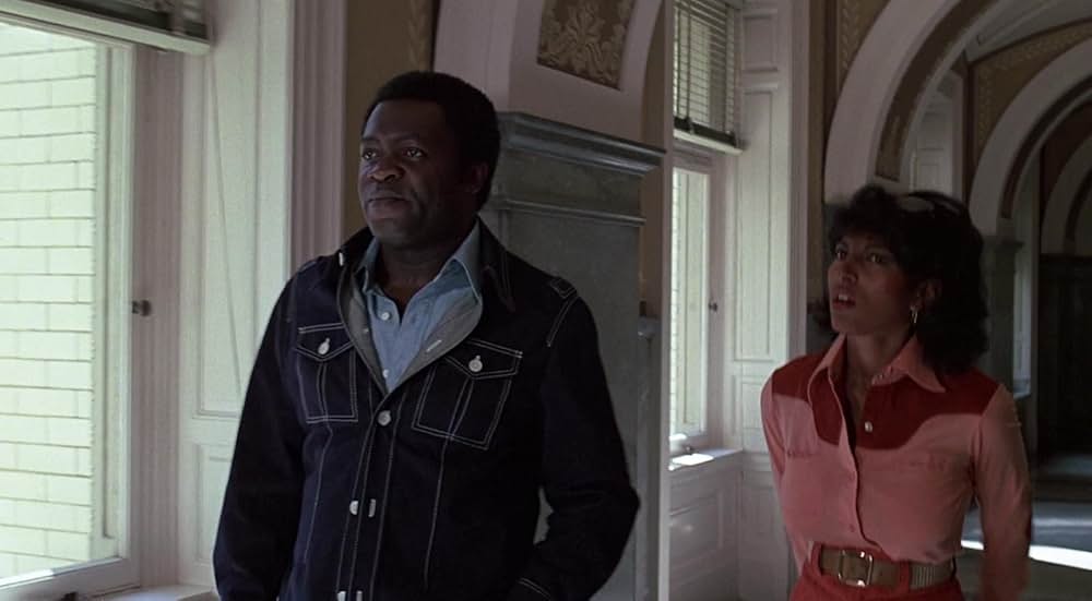 女記者フライデー／謎の暗殺計画の画像