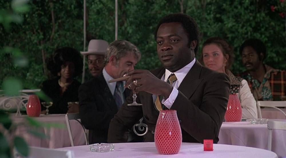 女記者フライデー／謎の暗殺計画の画像