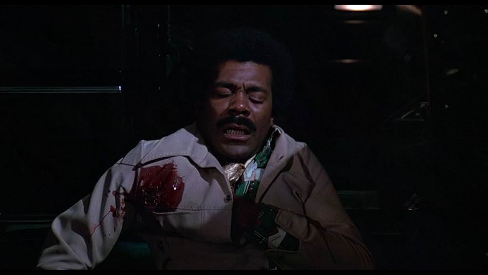 女記者フライデー／謎の暗殺計画の画像