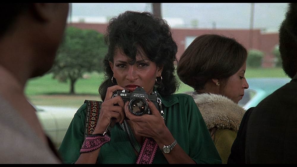 女記者フライデー／謎の暗殺計画の画像