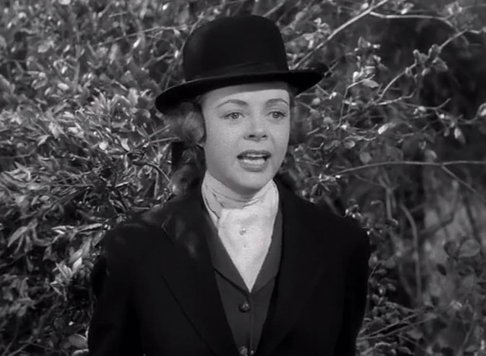 謎の狼女の画像