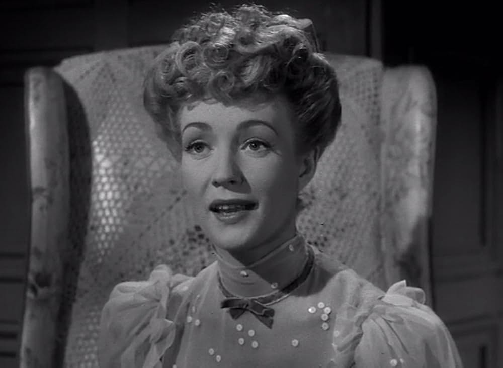 謎の狼女の画像