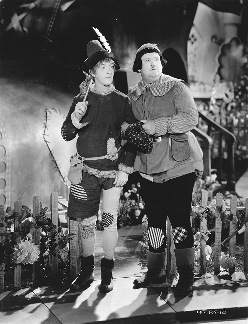 「玩具の国」Oliver Hardy & スタン・ローレルの画像