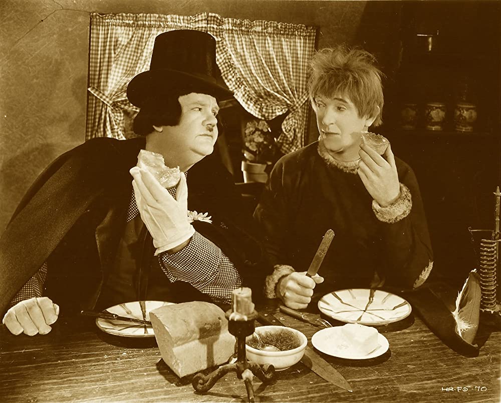 「玩具の国」Oliver Hardy & スタン・ローレルの画像