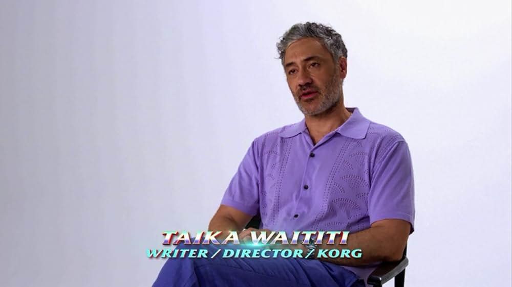 アッセンブル：ソー：ラブ＆サンダーの裏側の画像