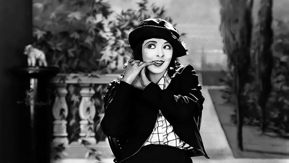 微笑みの女王の画像