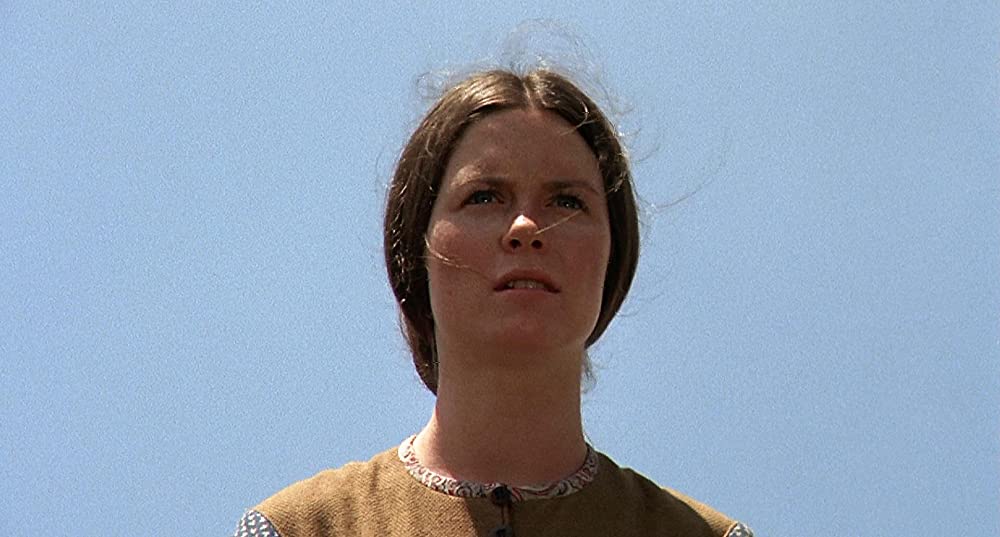 白い肌の異常な夜の画像