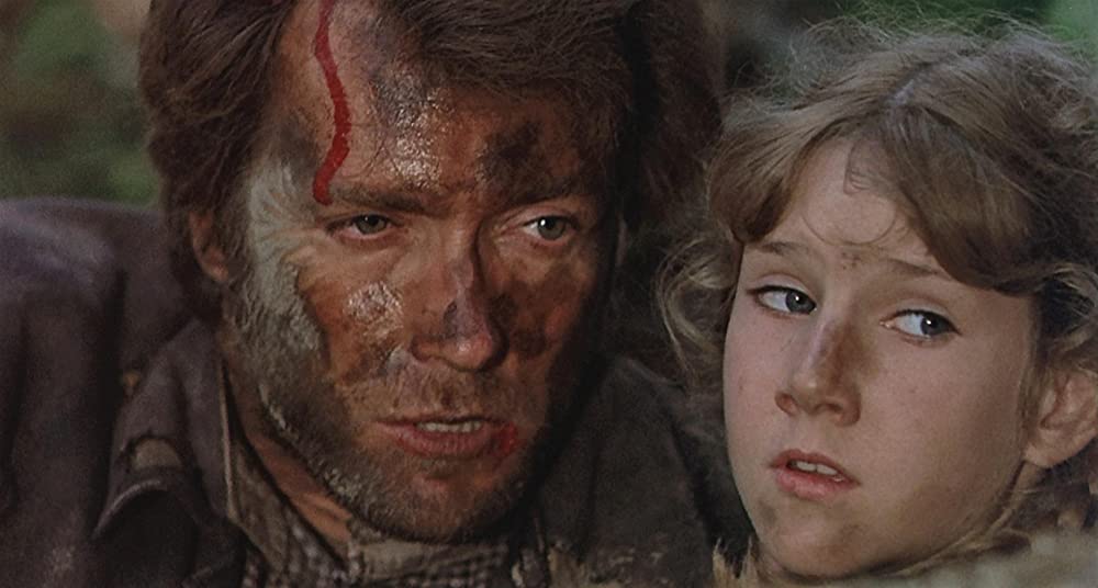 白い肌の異常な夜の画像