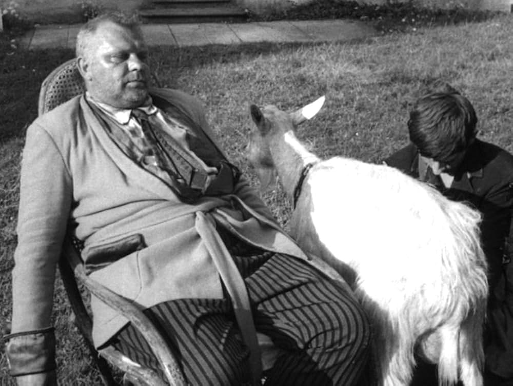 太った男と痩せた男の画像