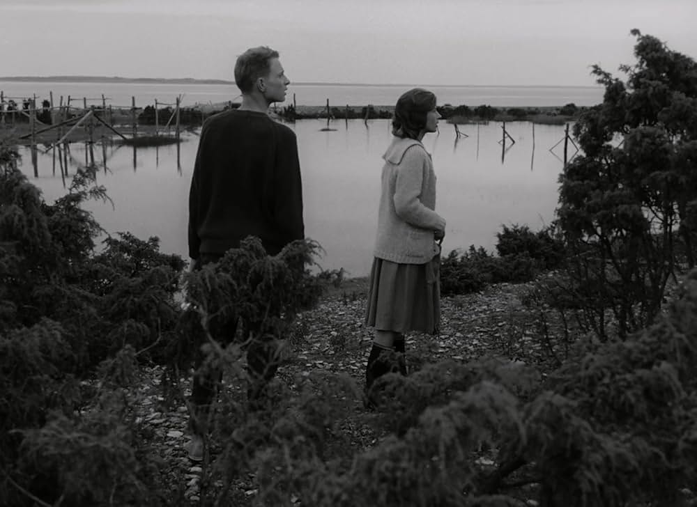 「鏡の中にある如く」の画像
