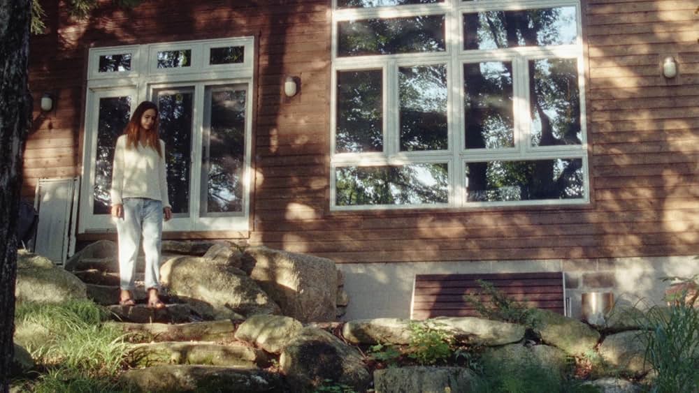 クイーン・オブ・アース（原題）の画像