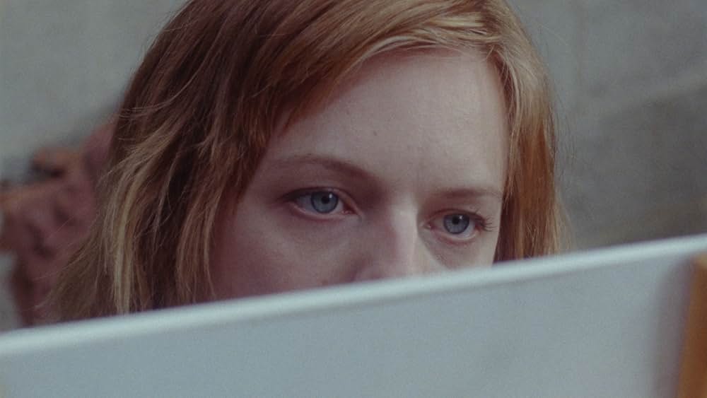 クイーン・オブ・アース（原題）の画像