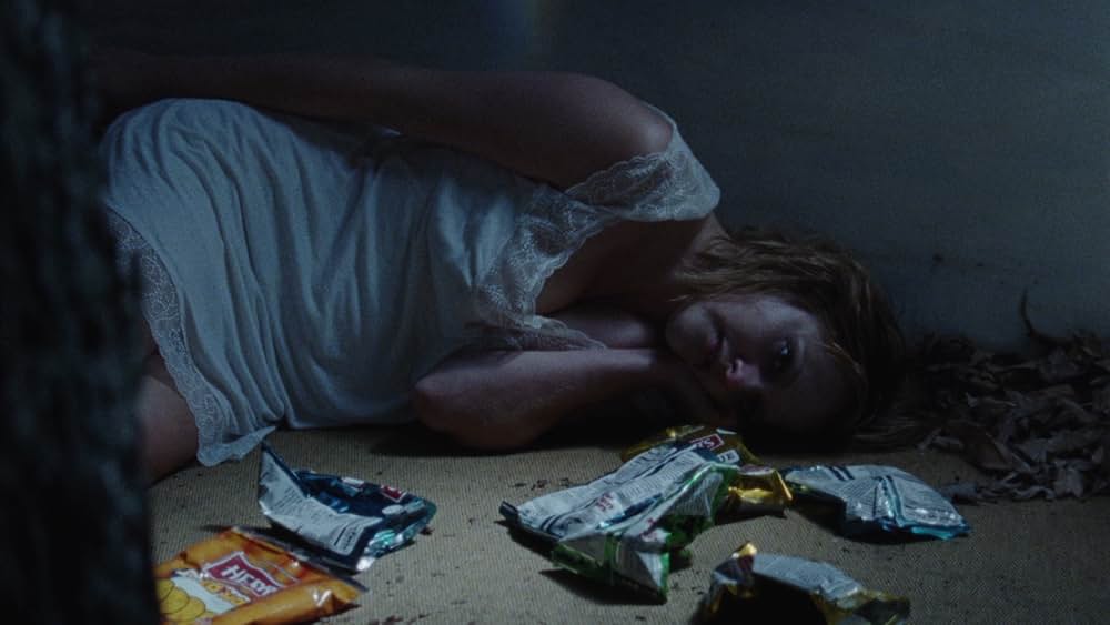 クイーン・オブ・アース（原題）の画像