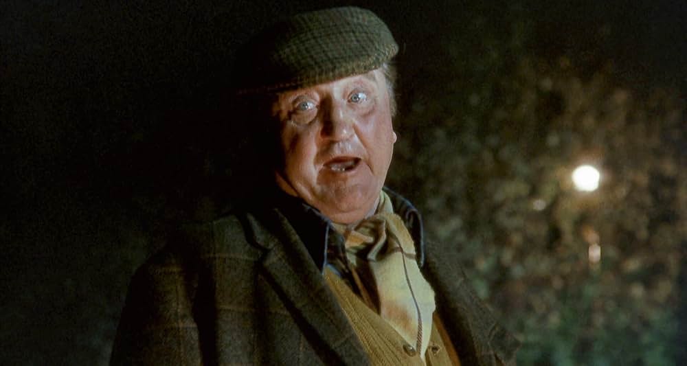 墓場にて／魔界への招待・そこは地獄の始発駅の画像