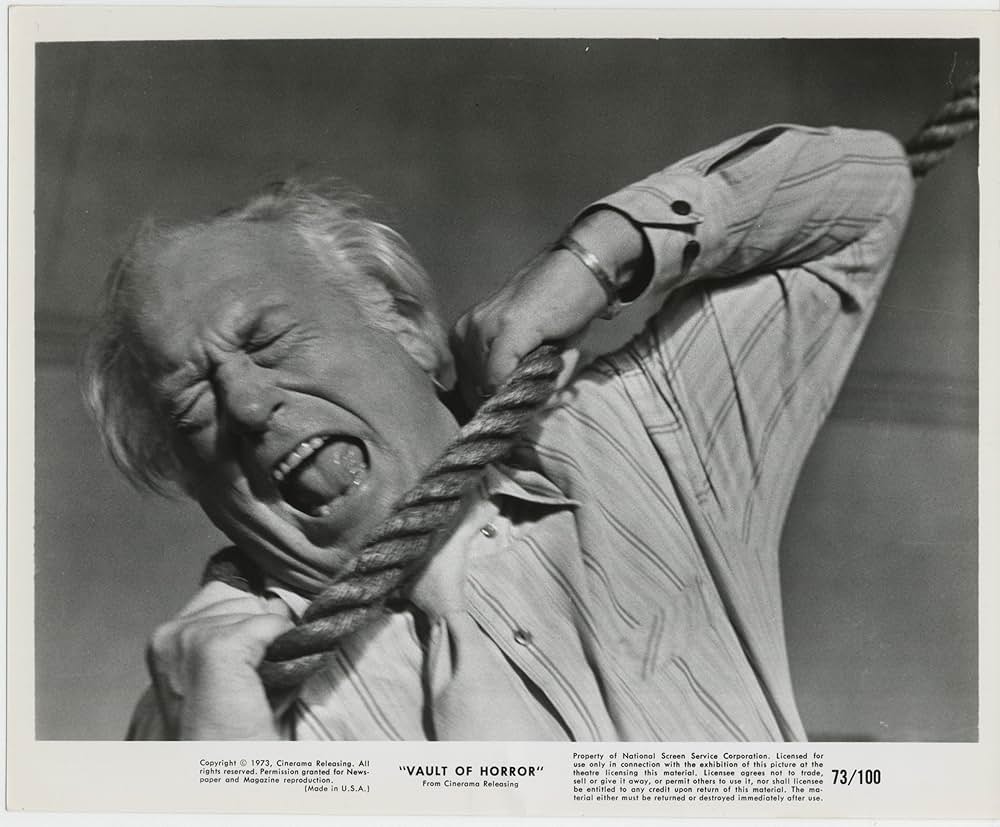 墓場にて／魔界への招待・そこは地獄の始発駅の画像