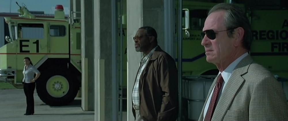 エレクトリック・ミスト 霧の捜査線の画像