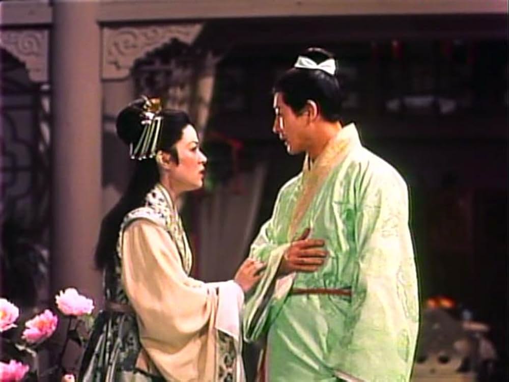 「白夫人の妖恋」の画像