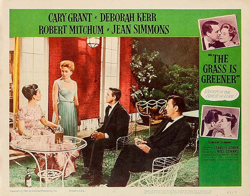 芝生は緑の画像