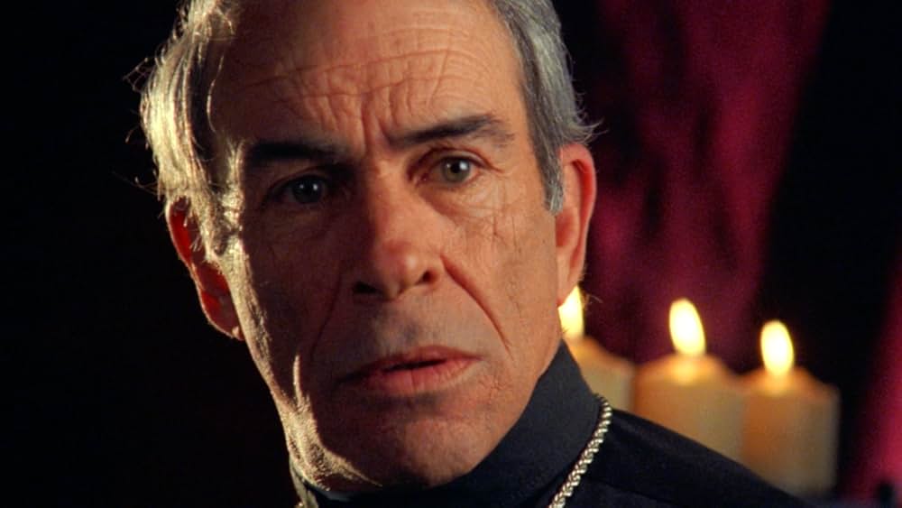 地底人アンダーテイカーの画像