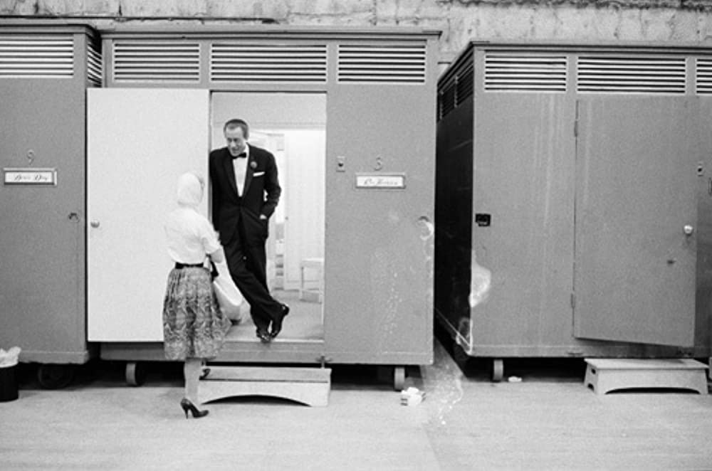 誰かが狙ってるの画像