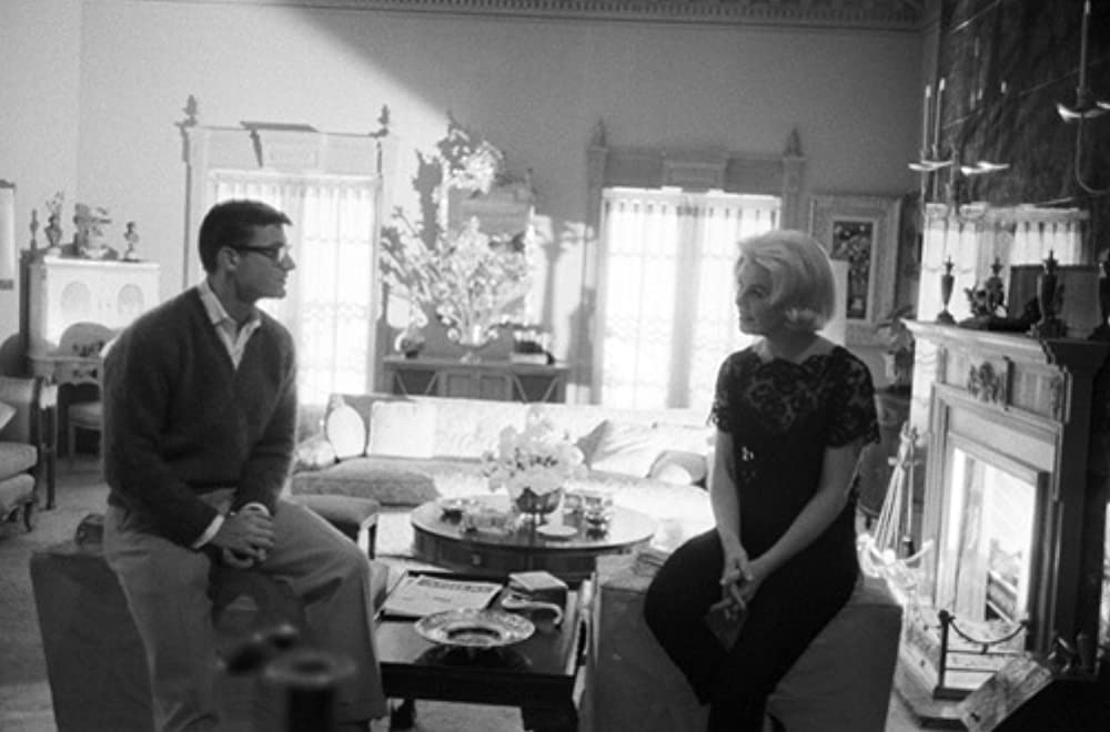 誰かが狙ってるの画像