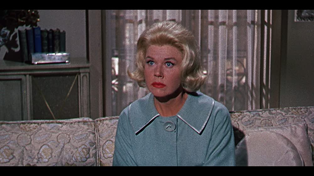 誰かが狙ってるの画像