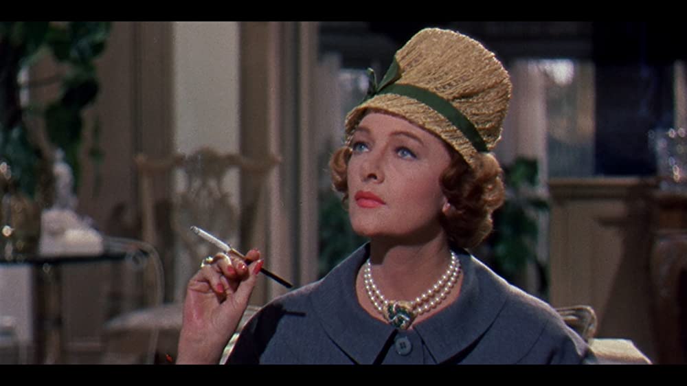 誰かが狙ってるの画像