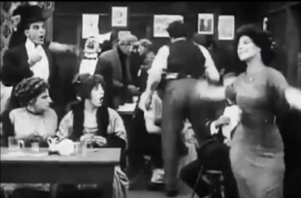 チャップリンの総理大臣の画像