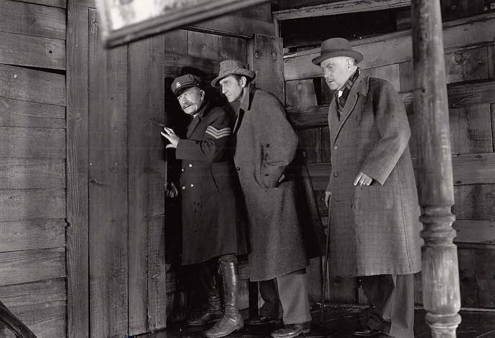 緋色の爪の画像