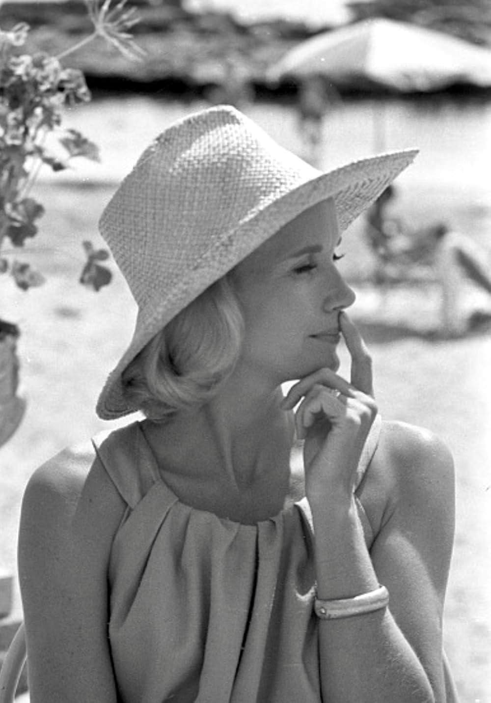 栄光への脱出の画像