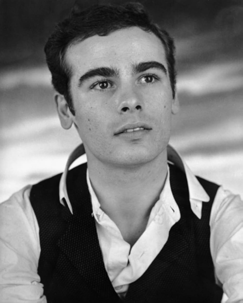 息子と恋人の画像