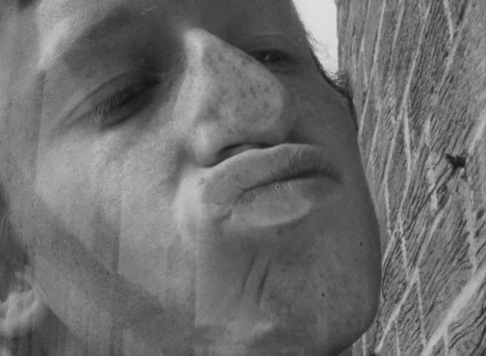 少年と自転車の画像