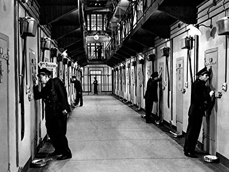 穴（1960）の画像