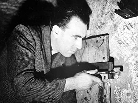 穴（1960）の画像