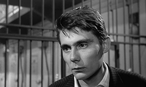 穴（1960）の画像