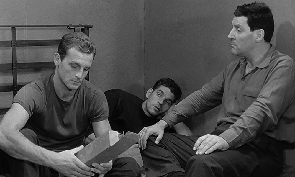 穴（1960）の画像