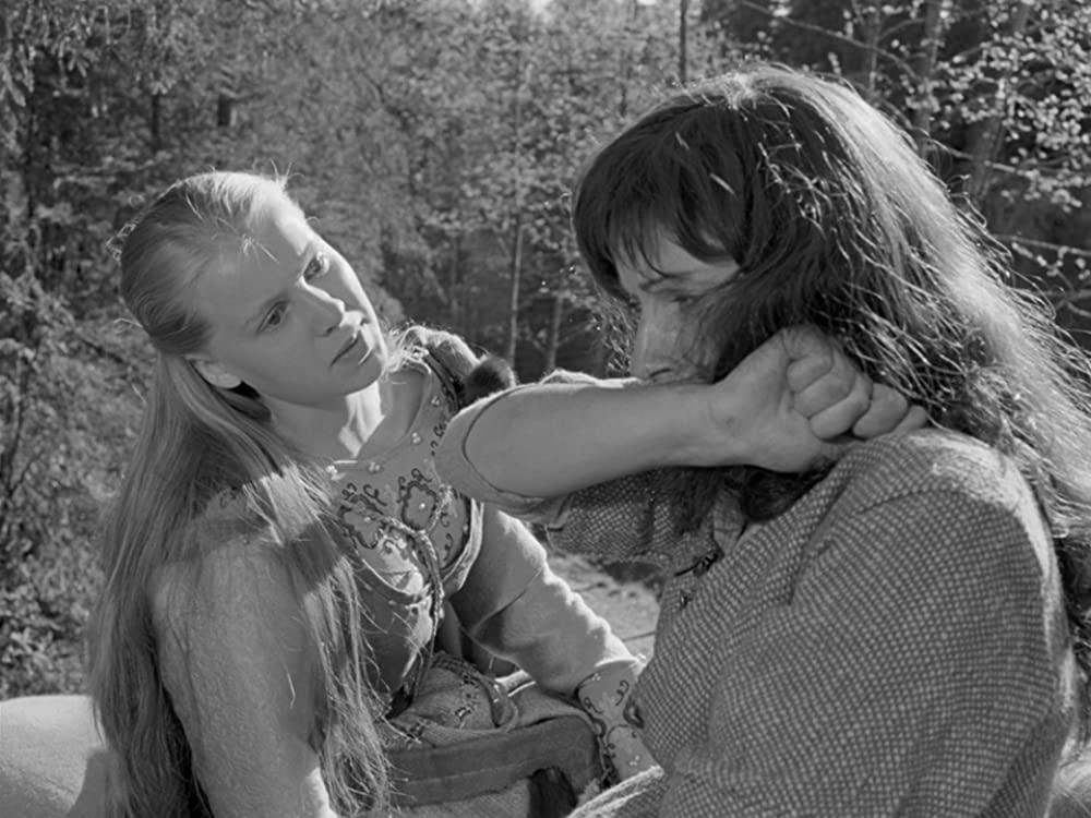 処女の泉の画像