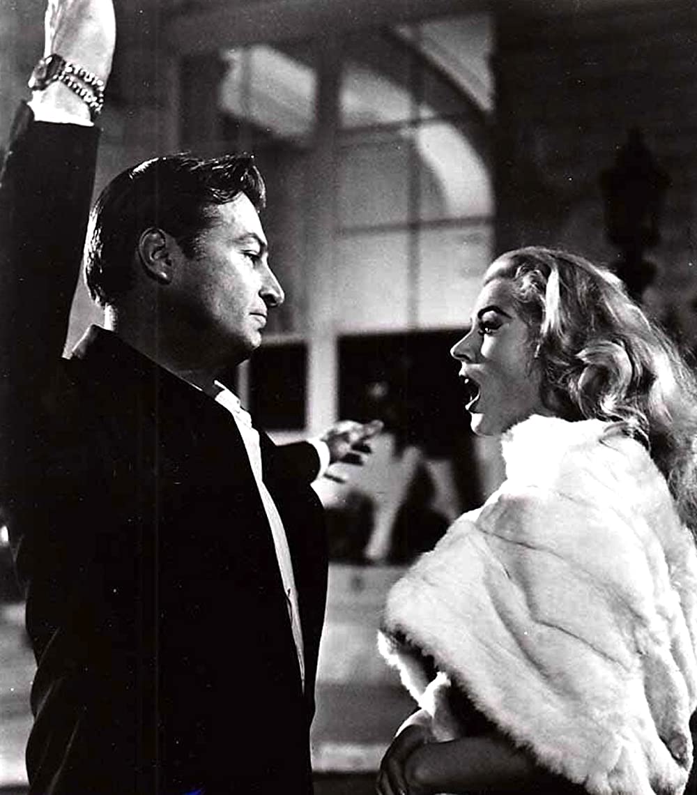 「甘い生活」レックス・バーカー & アニタ・エクバーグの画像