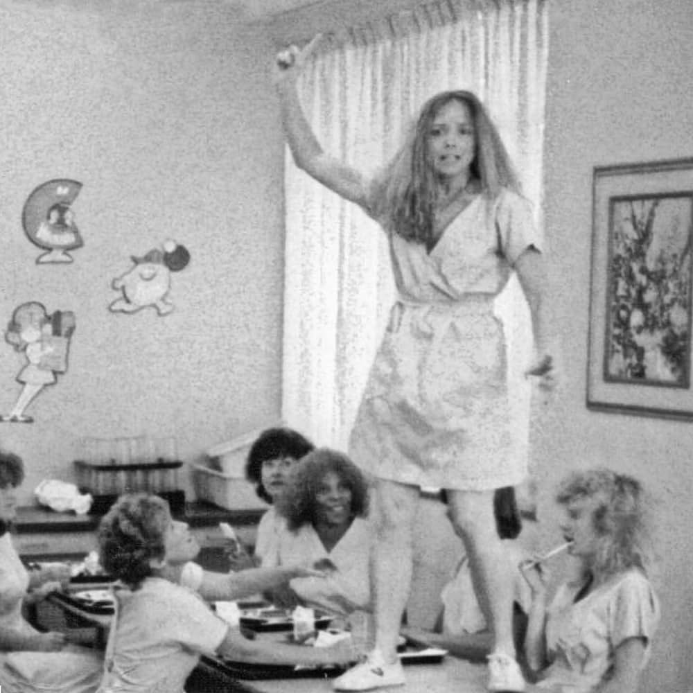 ヘルホールの画像