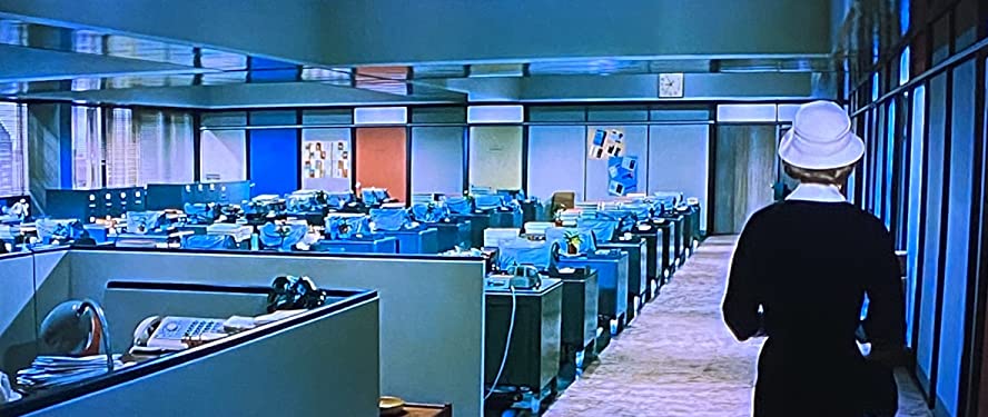 大都会の女たちの画像