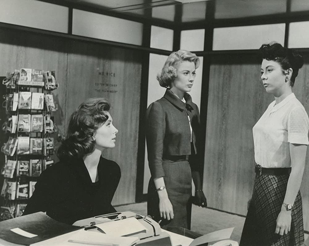 大都会の女たちの画像