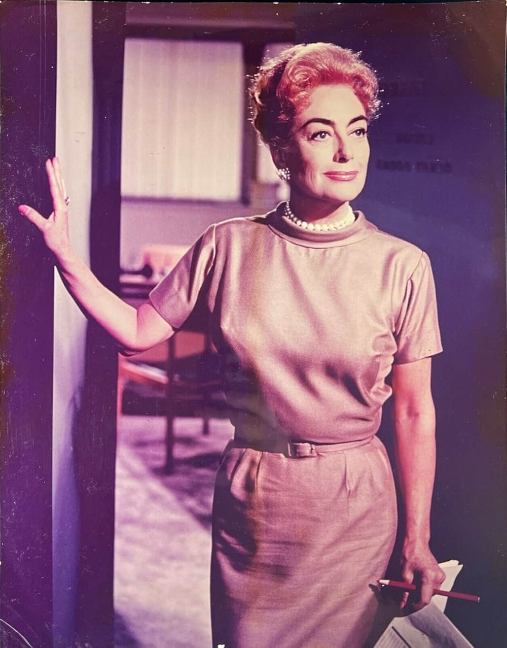 大都会の女たちの画像