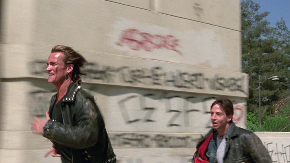 暴行都市の画像