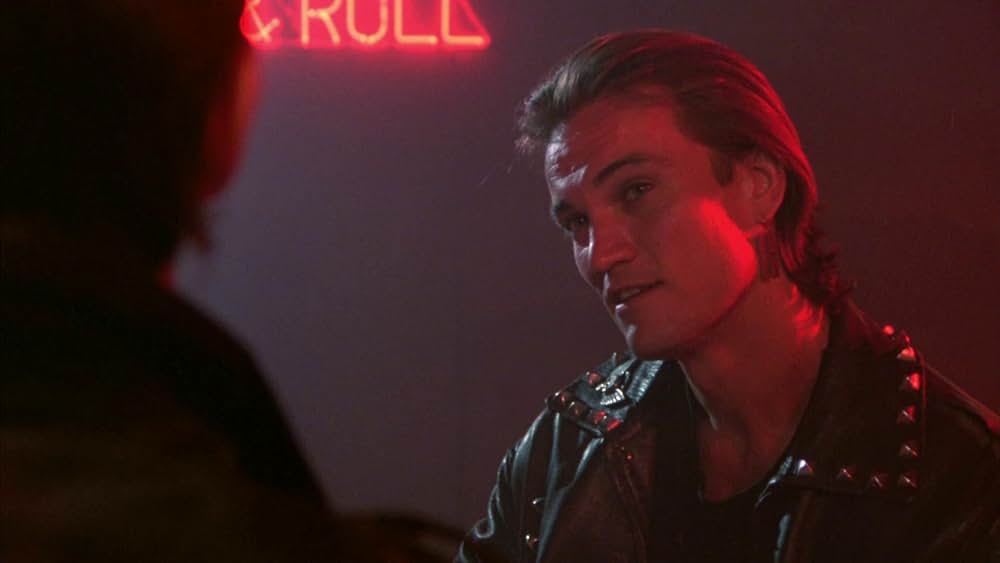 暴行都市の画像