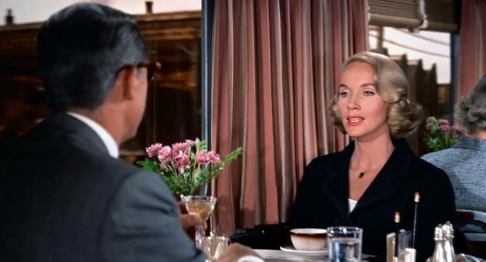 北北西に進路を取れの画像