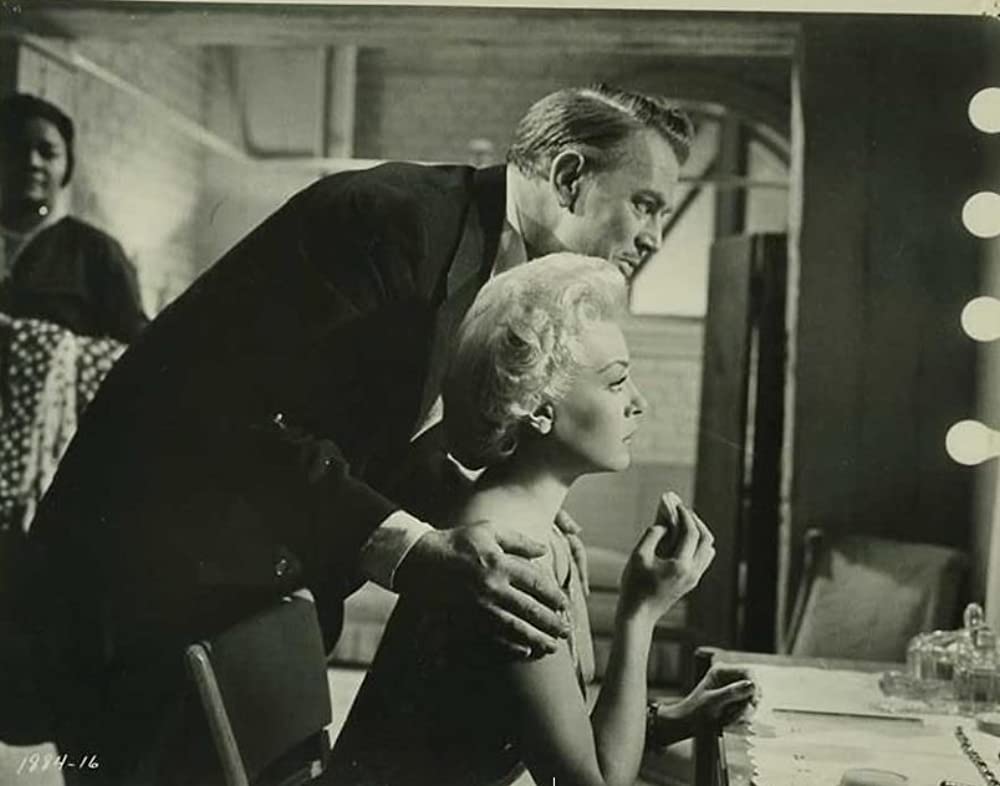 悲しみは空の彼方にの画像