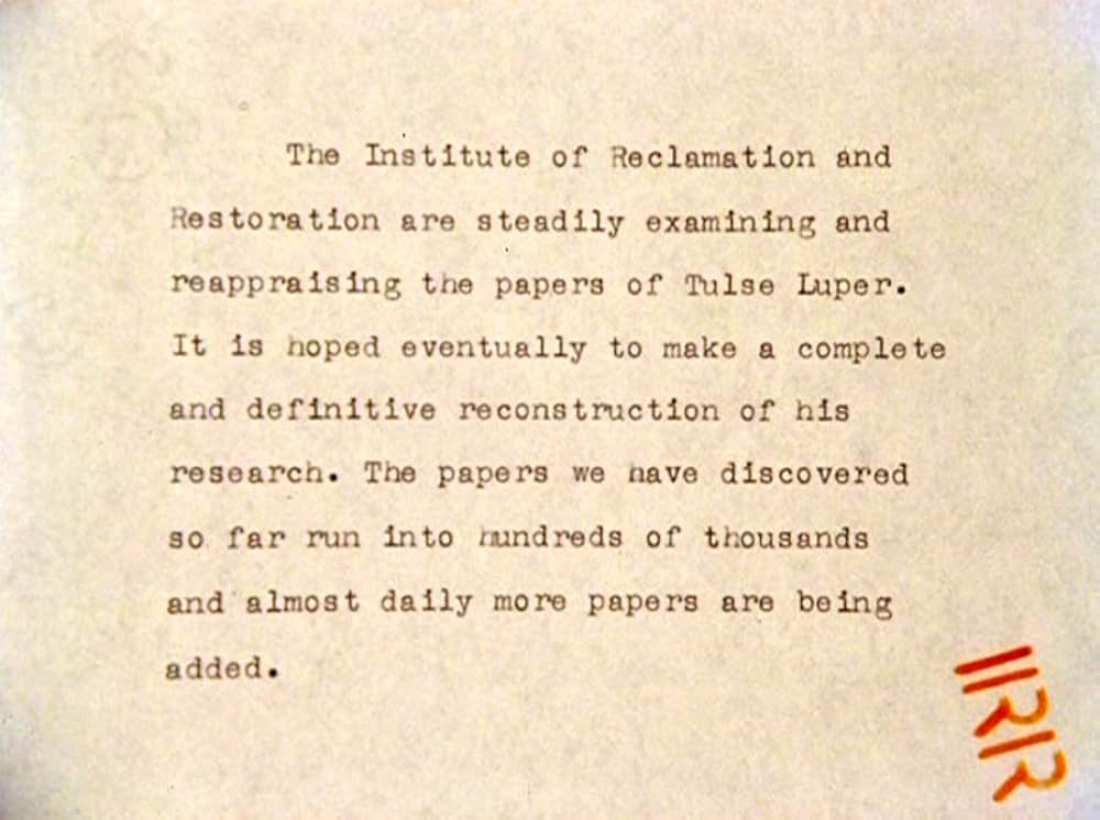 VERTICAL FEATURES REMAKEの画像