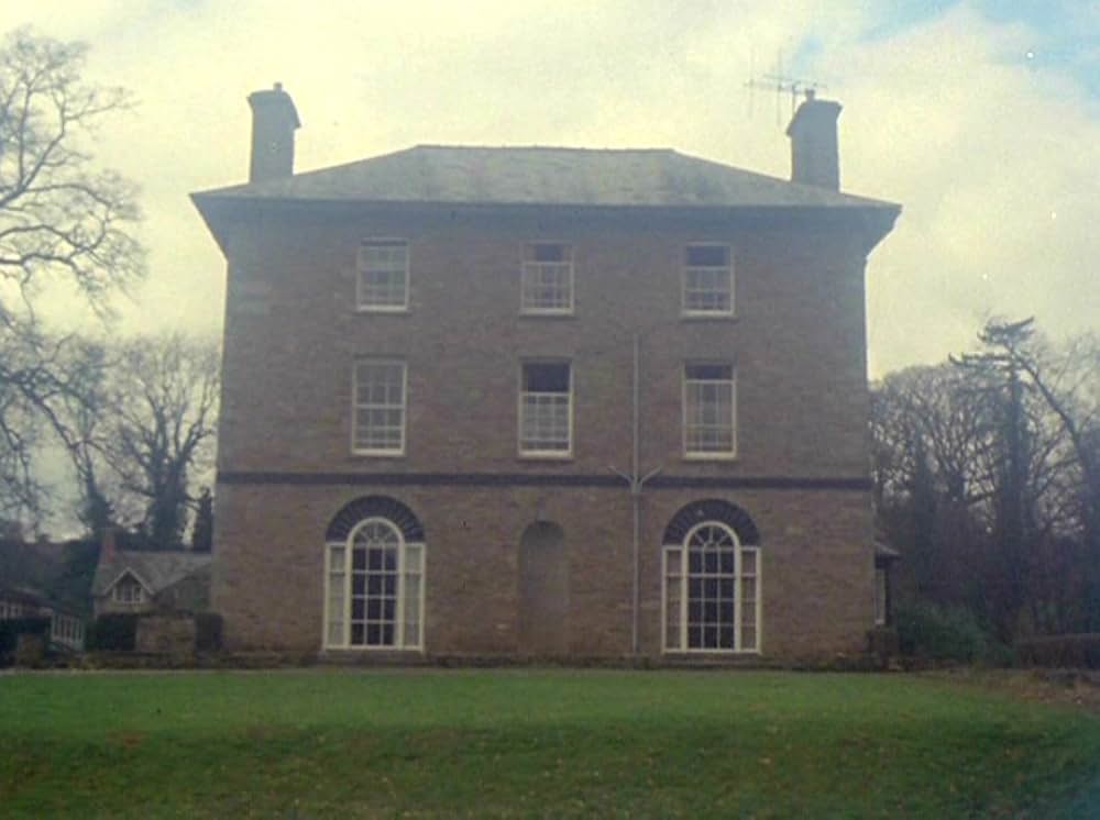 VERTICAL FEATURES REMAKEの画像