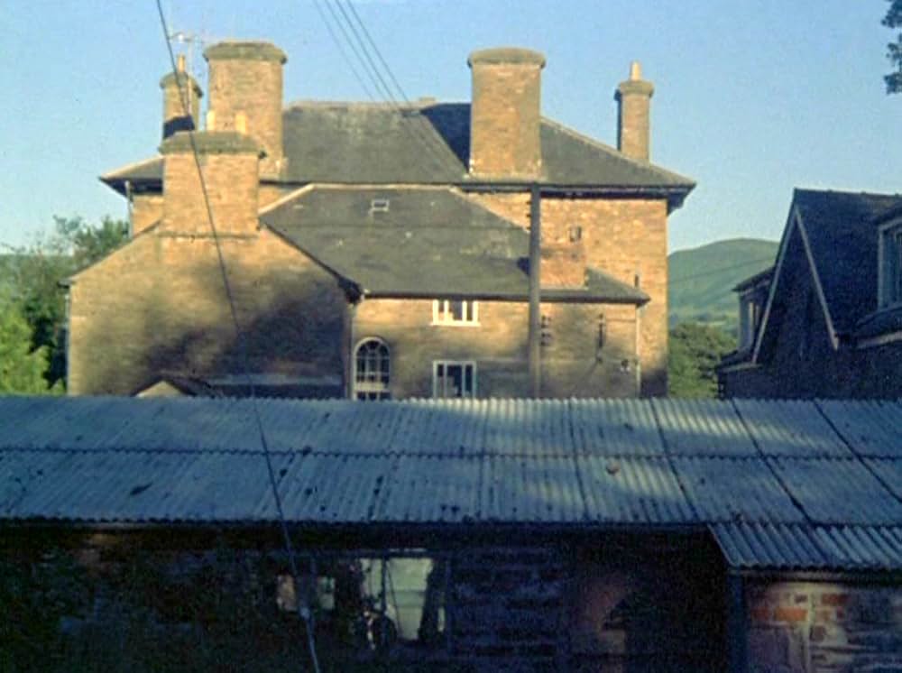 VERTICAL FEATURES REMAKEの画像