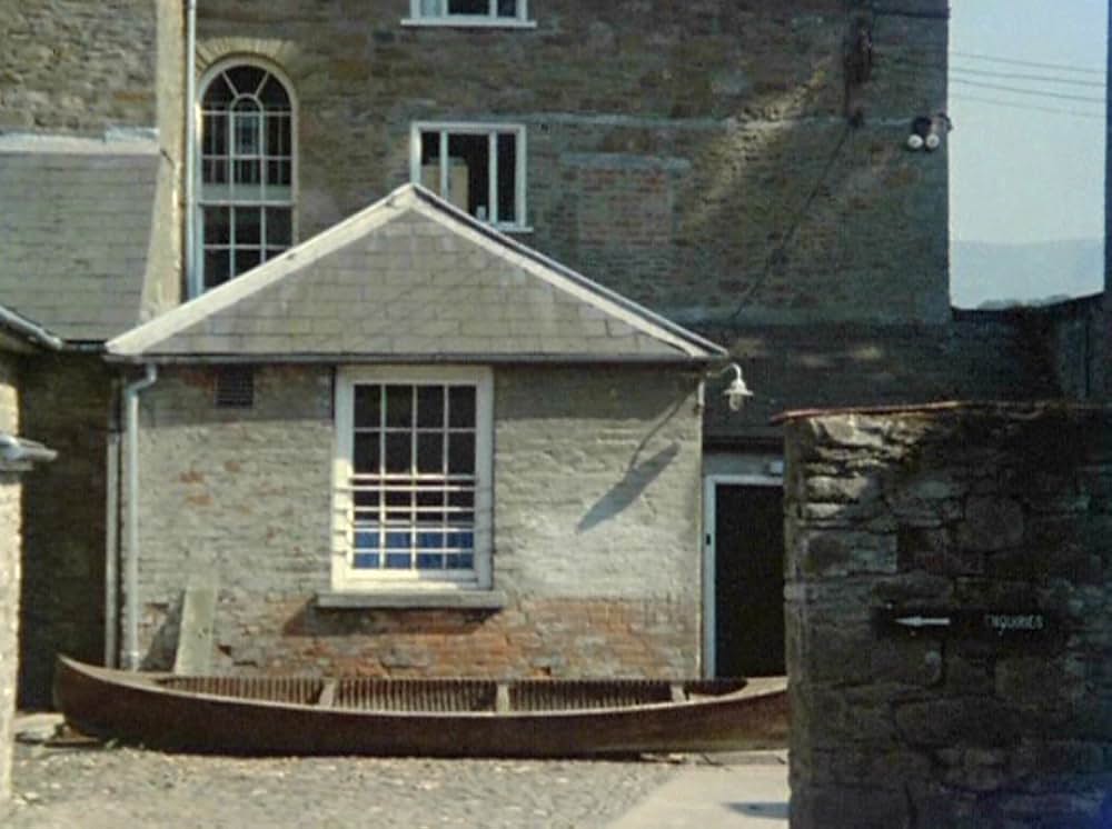 VERTICAL FEATURES REMAKEの画像